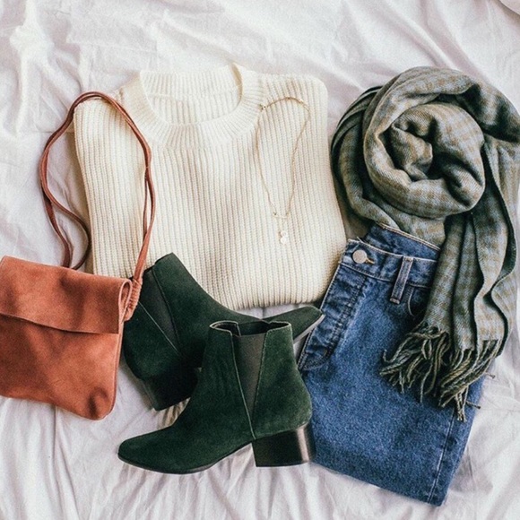 Little Winter Mystery Box!❄️ - Picture 7 of 8